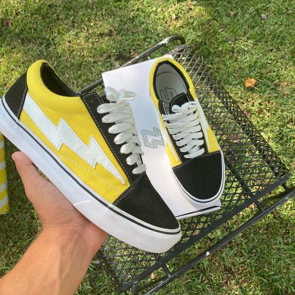 Revenge storms Austrian exclusive - Picture 2 of 8